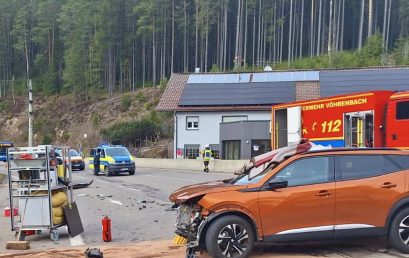 06 / 2024 Verkehrsunfall eingeklemmt